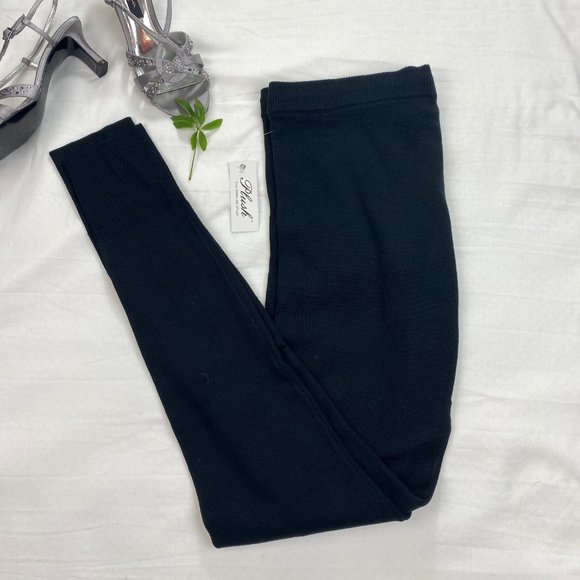 NWT Revolve Plush Women's Large Knit Sweater Leggings Pants Black - Picture 1 of 13